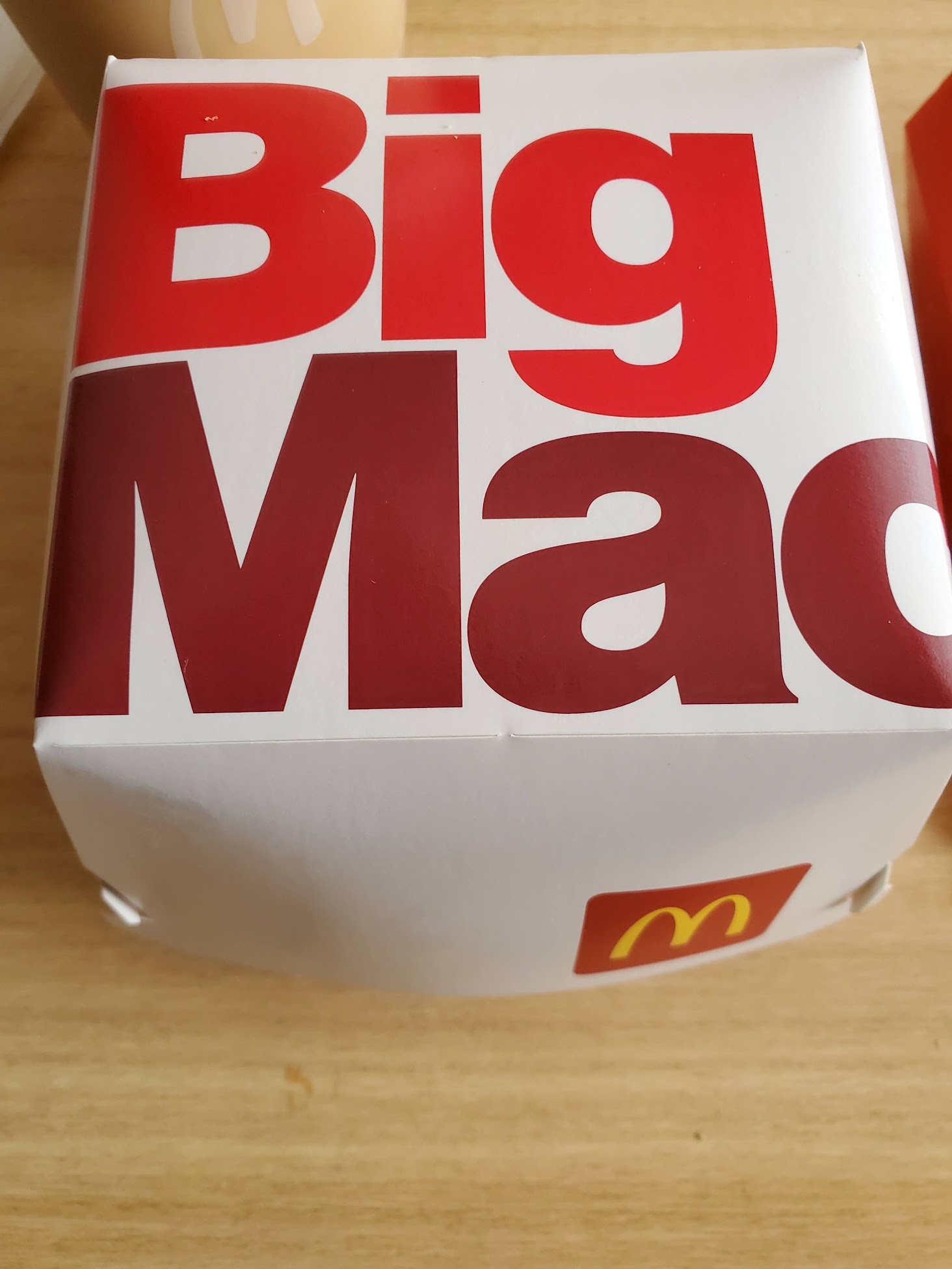 ビッグマックのレビュー!セットを頼んでみた。(カロリーや値段まとめ) | コードライク