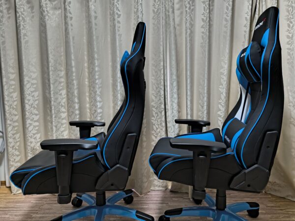 AKRacingのPro-X V2とPro-X JPを横から比較