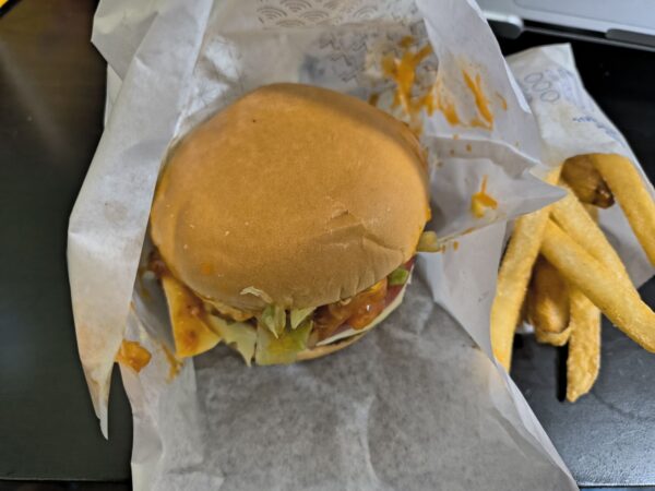モスタコスバーガーの見た目を確認