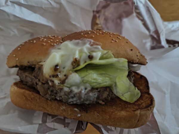 N.Y.肉厚ビーフ ペッパービーフソテー 横から