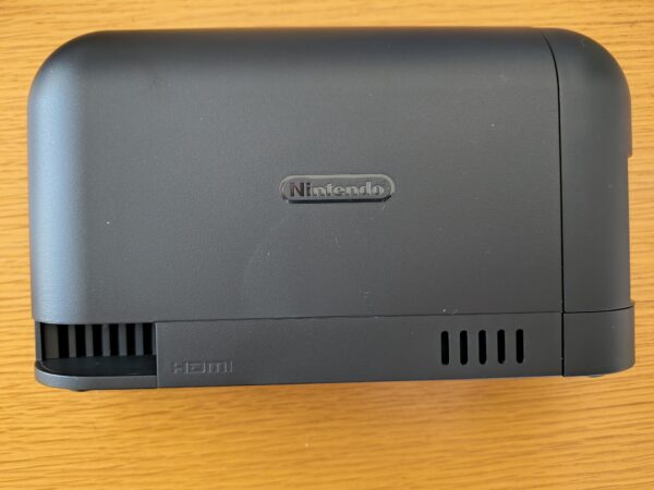 Switch2のドック裏