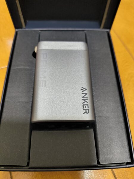 Anker Prime Charger(100W)を開いて確認